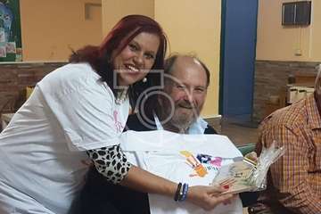 Apoyo de la edila Saro Sosa al proyecto social San Francisco de Asís del Valle de Jinámar (Foto TA)